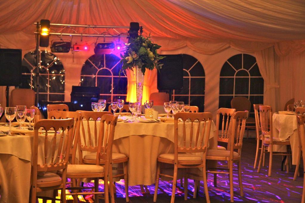 Millhouse Hotel And Riverside Restaurant Sharnbrook Luaran gambar