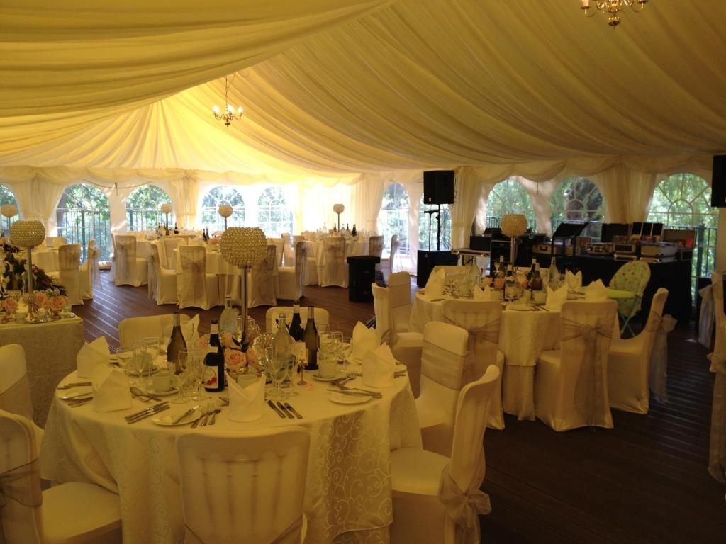 Millhouse Hotel And Riverside Restaurant Sharnbrook Luaran gambar