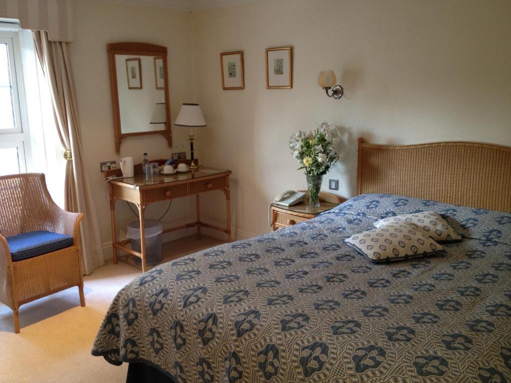 Millhouse Hotel And Riverside Restaurant Sharnbrook Bilik gambar